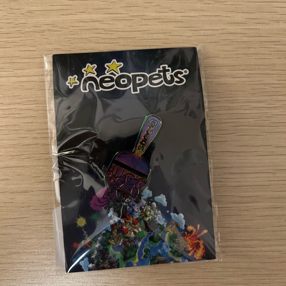Neopets sdcc paintbrush pin